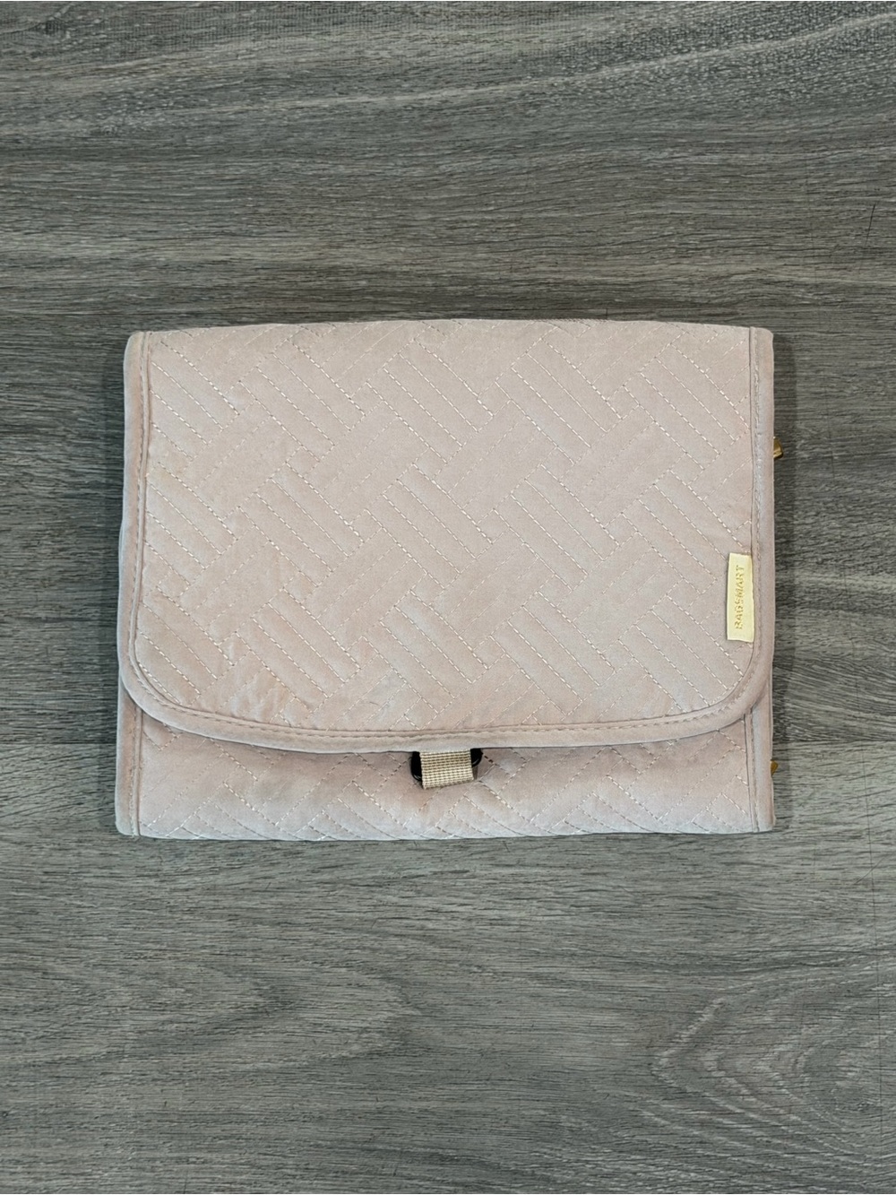 BAGSMART Quilted Hanging Travel Jewelry Organizer Case Roll Blush Pink